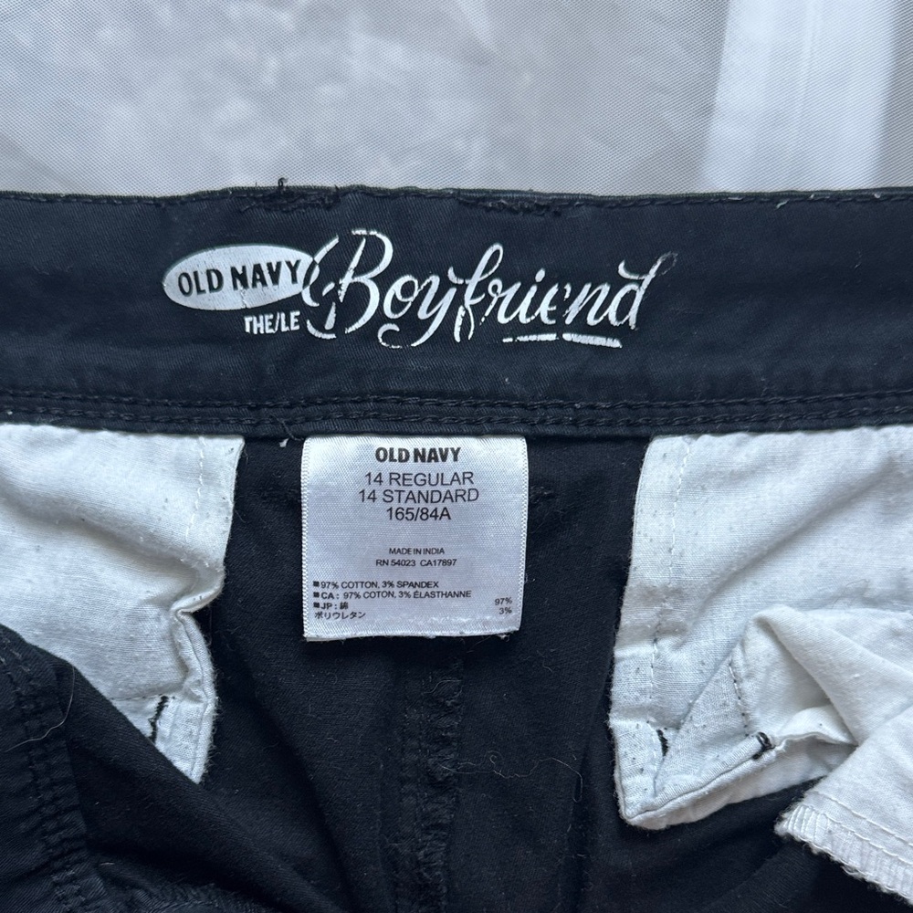 Old Navy Women’s  Black Khakis - Boyfriend Fit - Picture 2 of 7